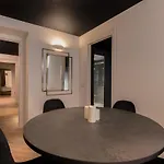 Brera Luxury Apartment Near Duomo With Wifi
