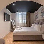 Brera Luxury Apartment Near Duomo With Wifi